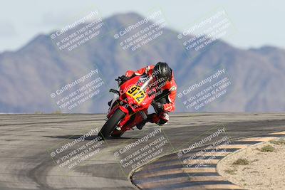 media/Nov-16-2025-Race Pace (Sun) [[8c5fa54630]]/Verified Riders/8-Turn 12 (120pm)/